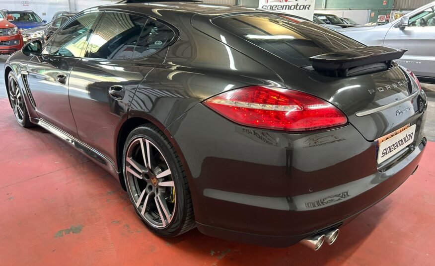 PORSCHE PANAMERA 3.0TDI PLATINUM EDITION