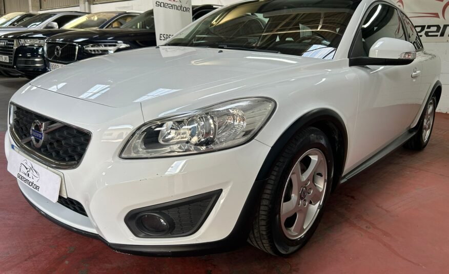 VOLVO C30 1.6D DRIVe Momentum 115