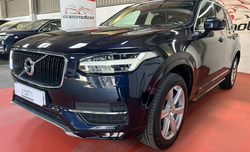 VOLVO XC90 MOMENTUM 4WD