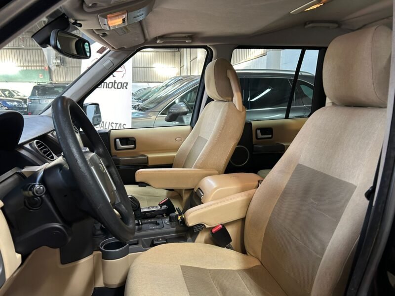 LAND-ROVER Discovery 3 2.7TDV6 SE