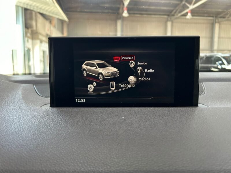 AUDI Q7 3.0 DESING