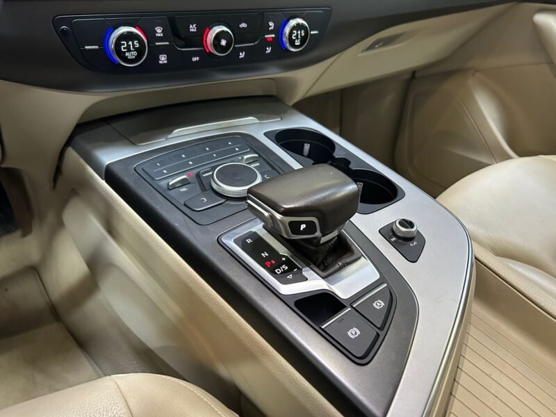 AUDI Q7 3.0 DESING