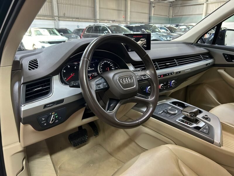 AUDI Q7 3.0 DESING