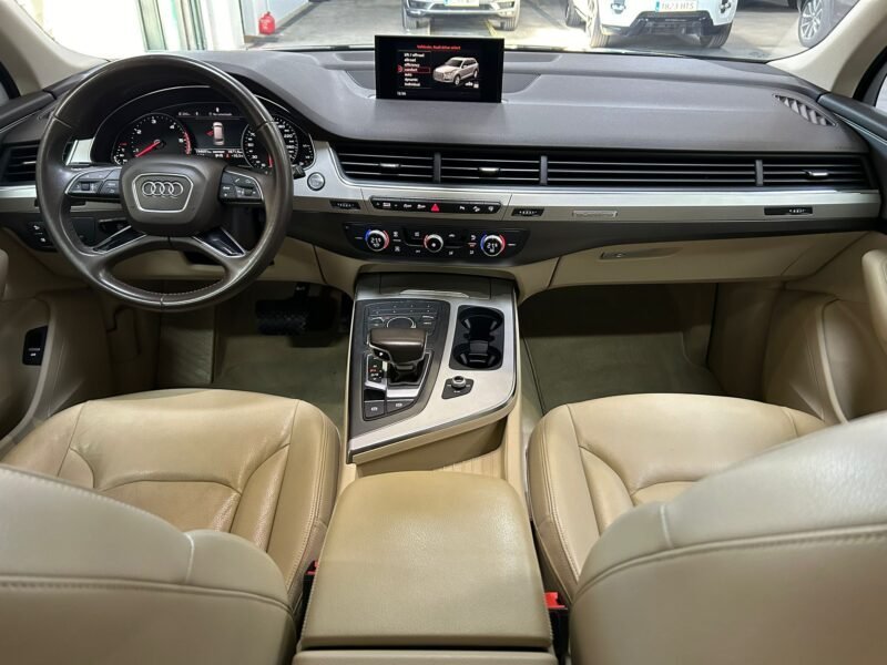 AUDI Q7 3.0 DESING