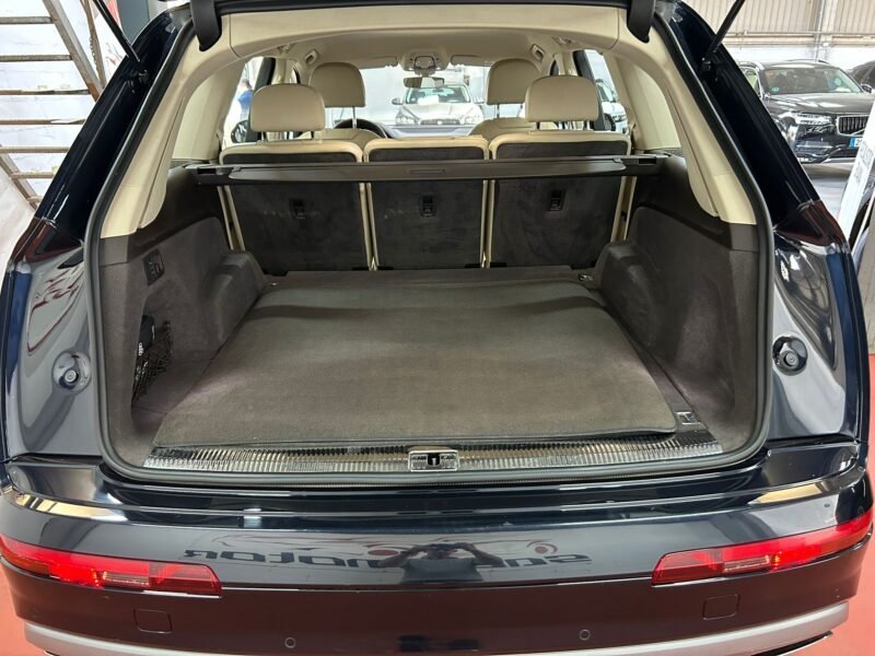 AUDI Q7 3.0 DESING