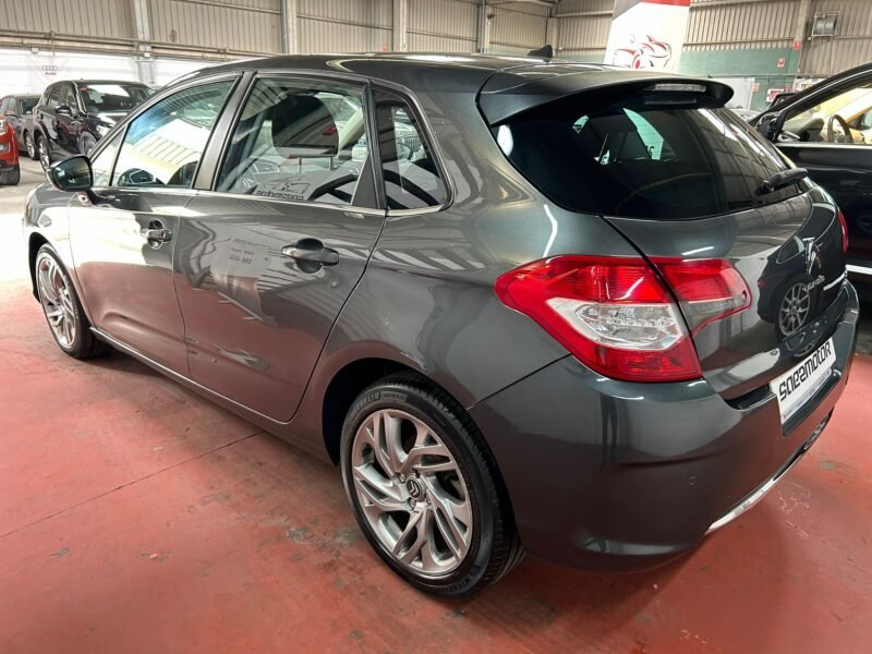 CITROEN C4 1.2 e-THP S&S Collection