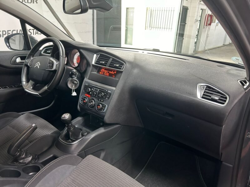 CITROEN C4 1.2 e-THP S&S Collection
