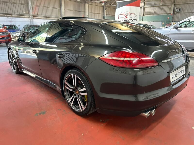 PORSCHE Panamera 3.0TDI PLATINUM EDITION