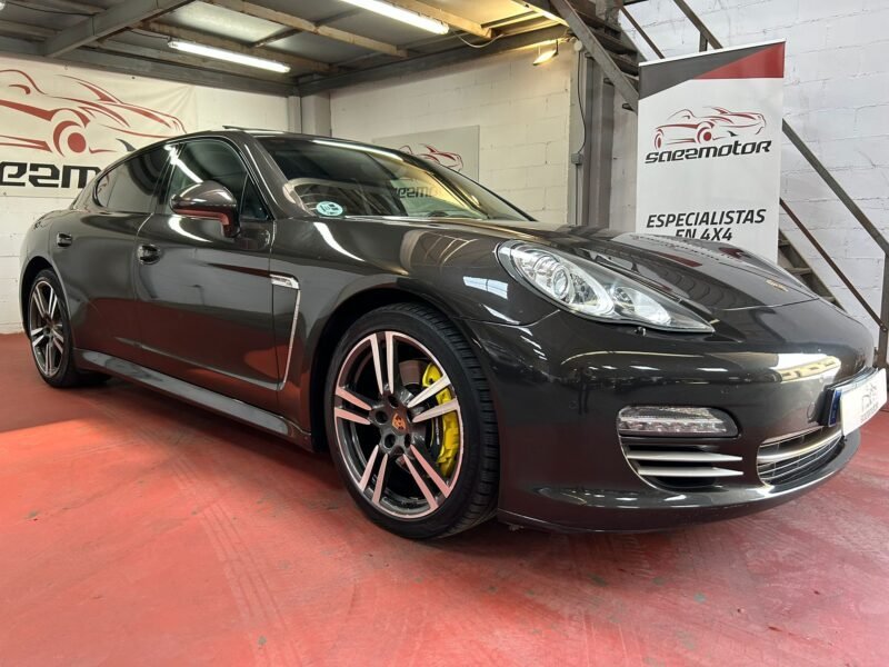 PORSCHE Panamera 3.0TDI PLATINUM EDITION