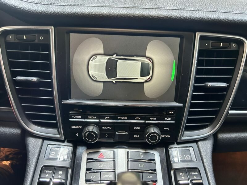 PORSCHE Panamera 3.0TDI PLATINUM EDITION