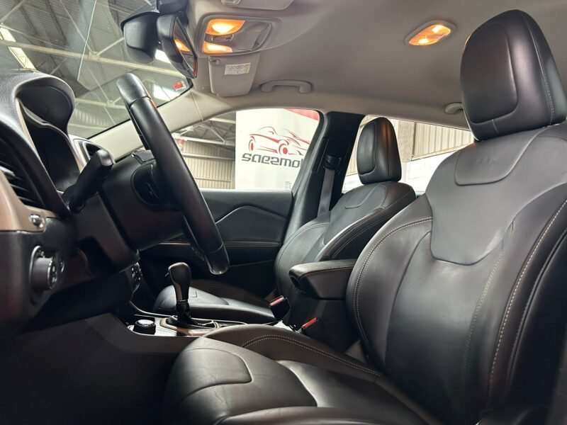 JEEP Cherokee 2.2D Longitude 4×4 ADI Aut.