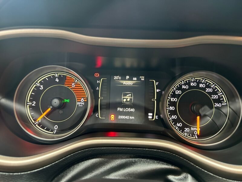 JEEP Cherokee 2.2D Longitude 4×4 ADI Aut.