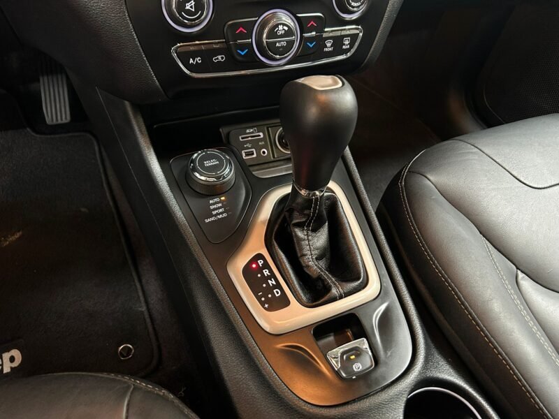 JEEP Cherokee 2.2D Longitude 4×4 ADI Aut.