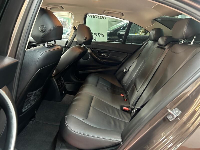 BMW Serie 3 318D