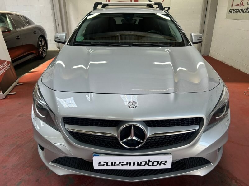 MERCEDES-BENZ CLA SHOOTING Brake 220CDI Urban 7G-DCT