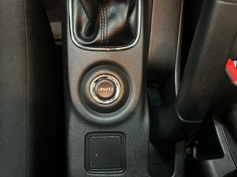 MITSUBISHI Outlander 220 DID Motion 4WD