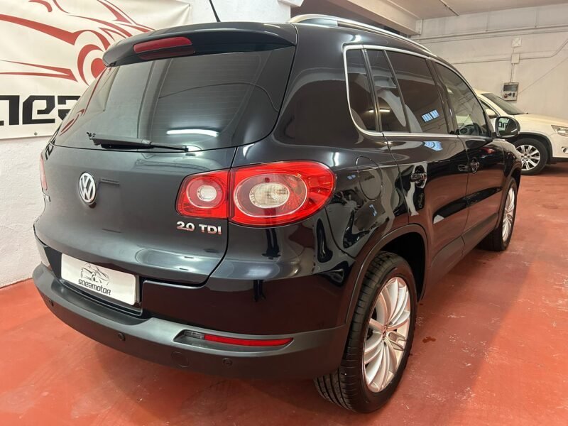 VOLKSWAGEN TIGUAN 2.0 TDI 4M 140cv Tiptronic Sport