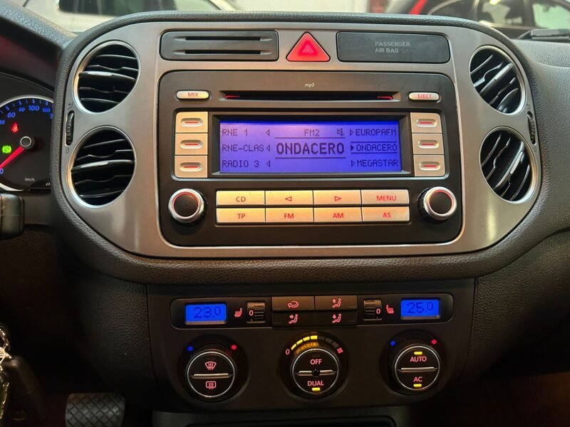 VOLKSWAGEN TIGUAN 2.0 TDI 4M 140cv Tiptronic Sport