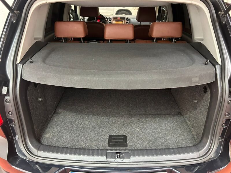 VOLKSWAGEN TIGUAN 2.0 TDI 4M 140cv Tiptronic Sport