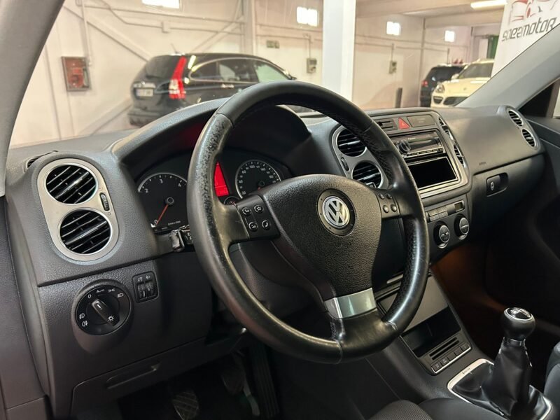 VOLKSWAGEN TIGUAN 2.0TDI 4M SPORT