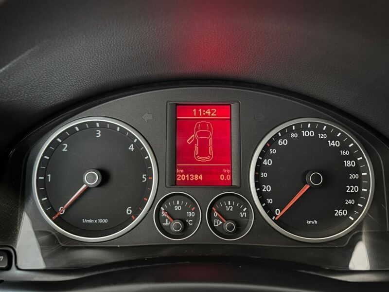 VOLKSWAGEN TIGUAN 2.0TDI 4M SPORT