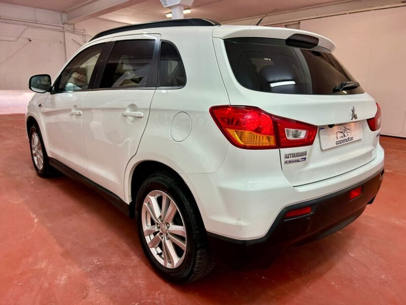 MITSUBISHI ASX 1.8 DI-D Kaiteki 4WD