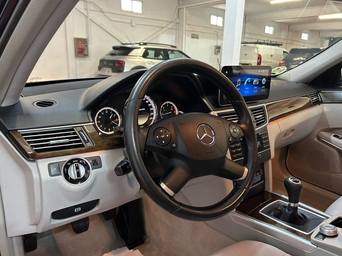 MERCEDES-BENZ E-class 220CDI ESTATE