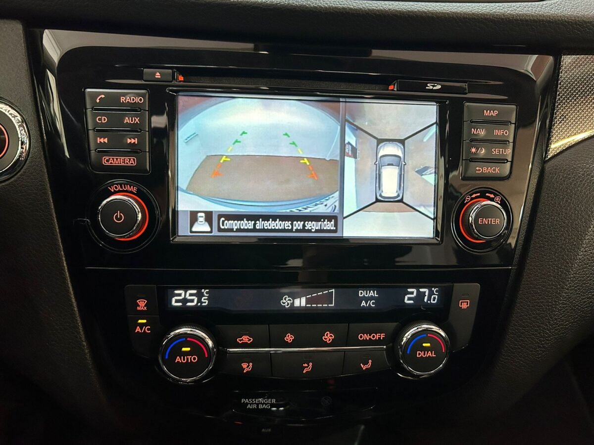 NISSAN X-TRAIL 1.6 dCi N-Connecta 4×4