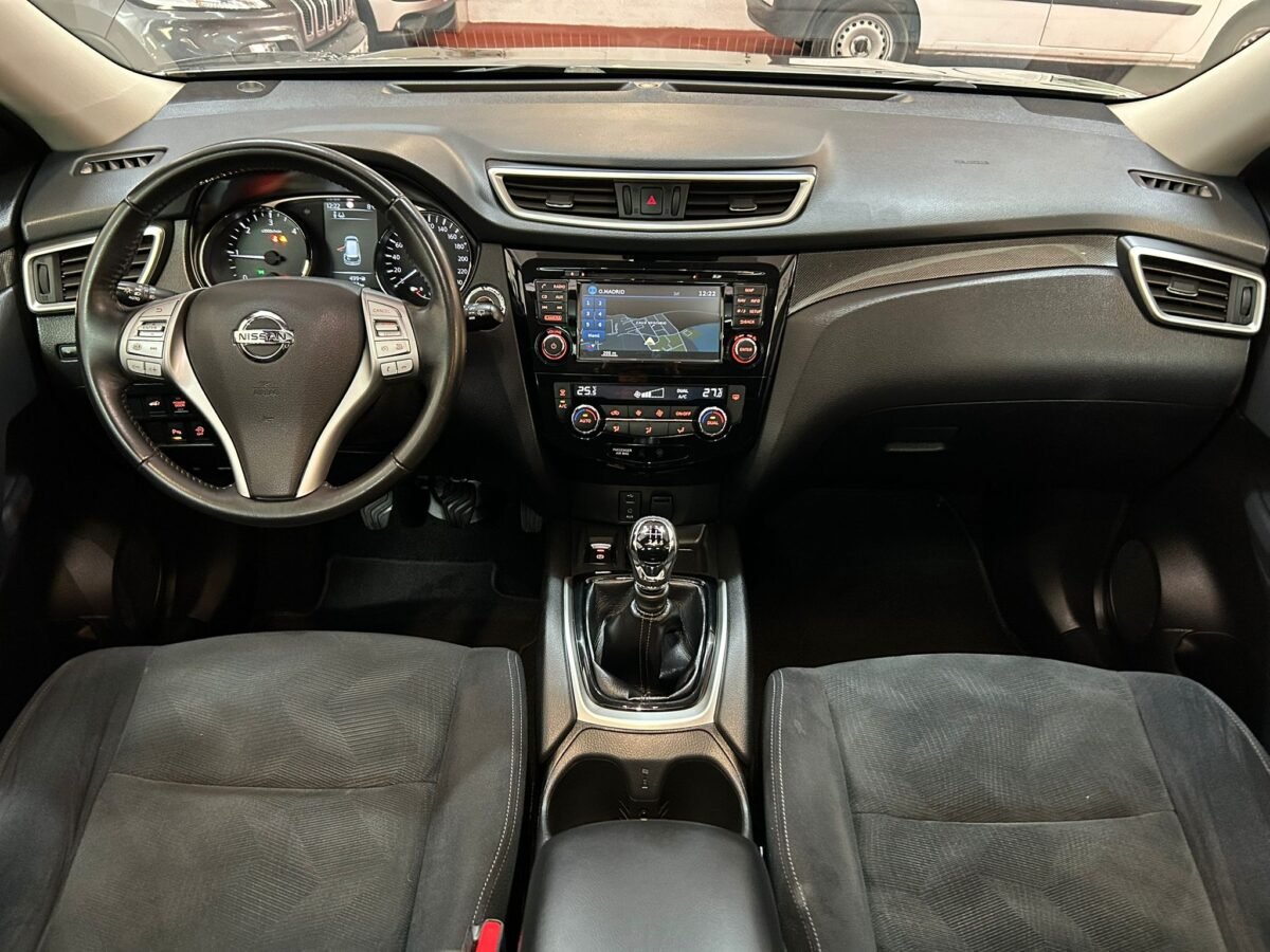 NISSAN X-TRAIL 1.6 dCi N-Connecta 4×4