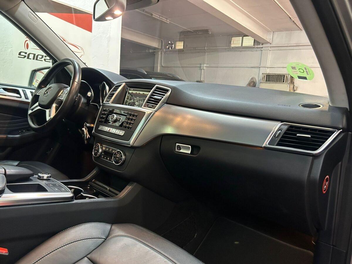 MERCEDES-BENZ CLASE M 350cdi 4 matic AMG