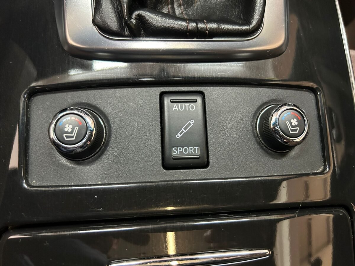 INFINITI FX 30d S Premium Aut.