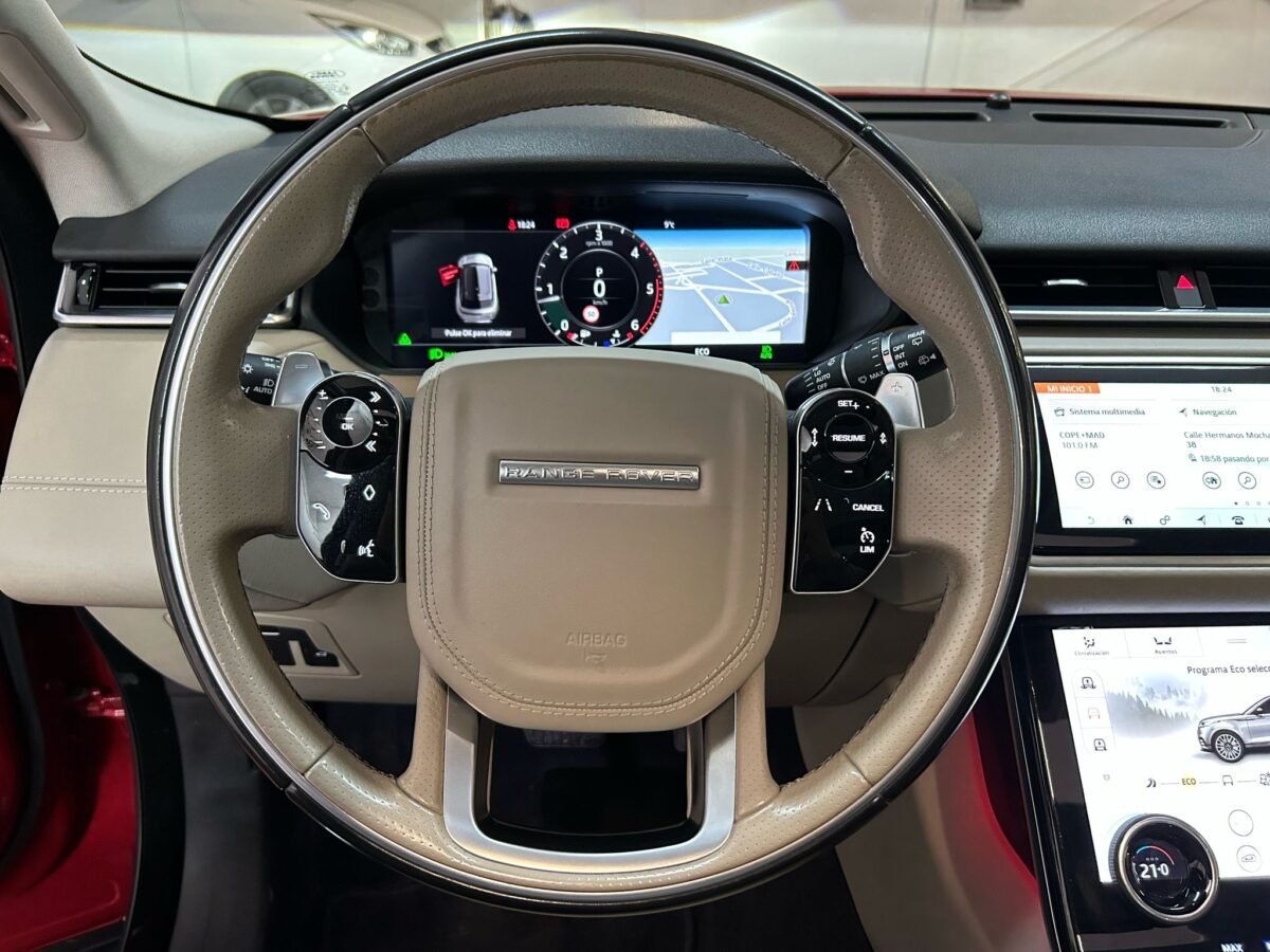 LAND-ROVER RANGE ROVER VELAR VELAR 3.0D R-Dynamic HSE 4WD Aut. 300
