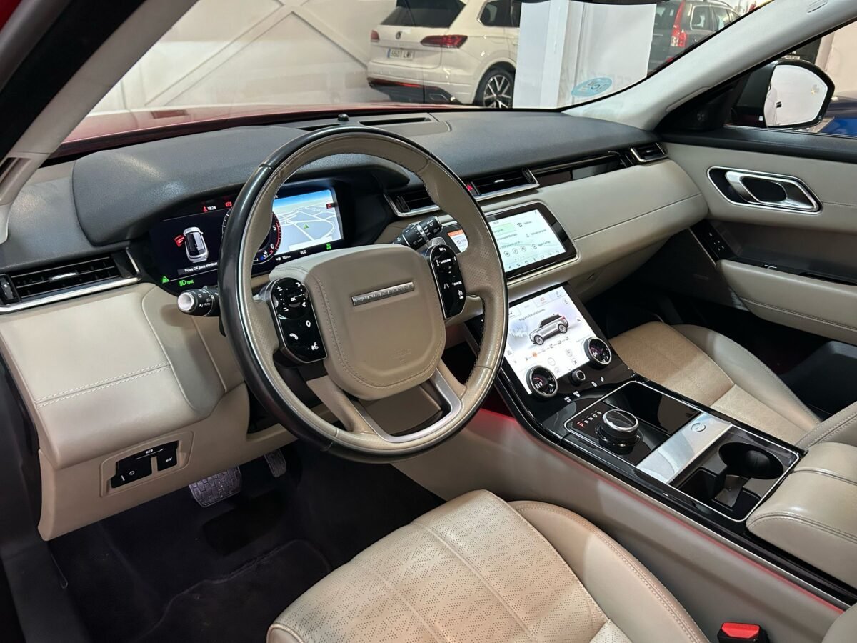 LAND-ROVER RANGE ROVER VELAR VELAR 3.0D R-Dynamic HSE 4WD Aut. 300