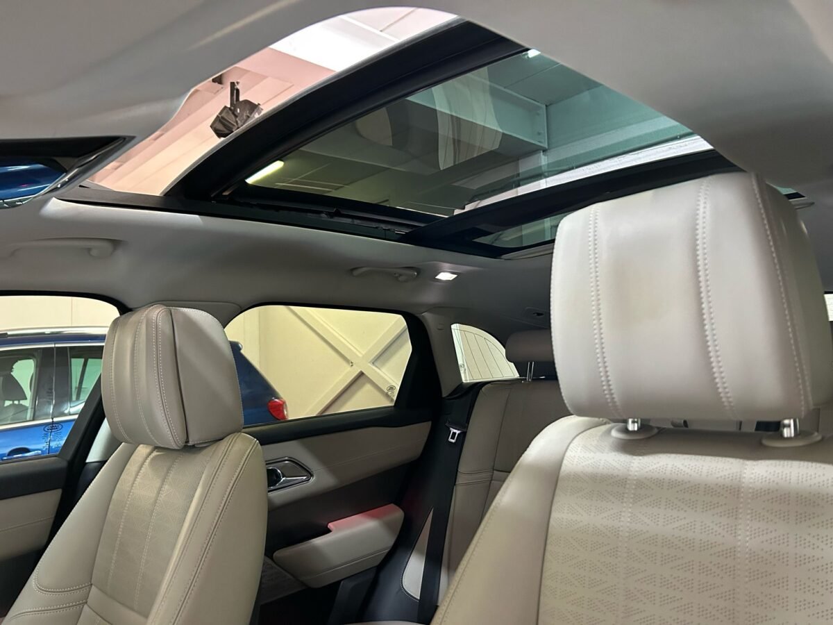 LAND-ROVER RANGE ROVER VELAR VELAR 3.0D R-Dynamic HSE 4WD Aut. 300