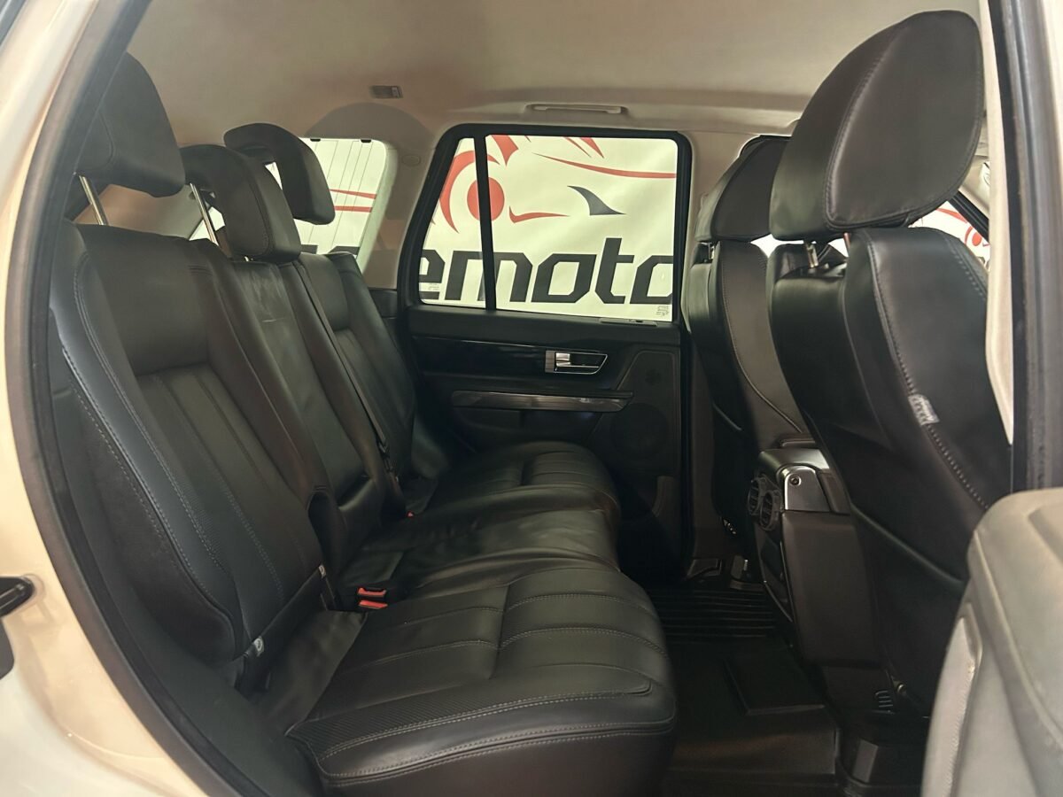 LAND-ROVER Range Rover Sport 3.6TDV8 HSE