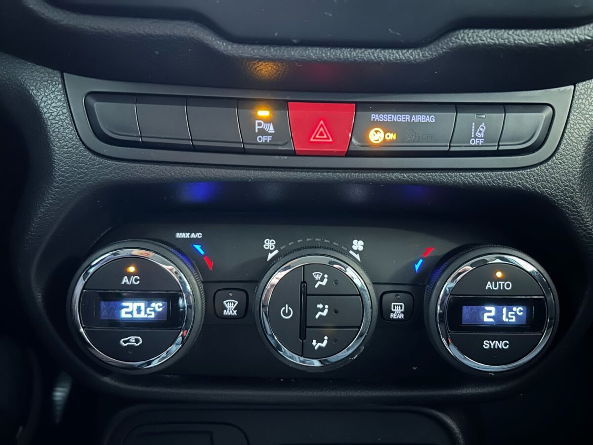 JEEP RENEGADE 1.6 M-JET LIMITED