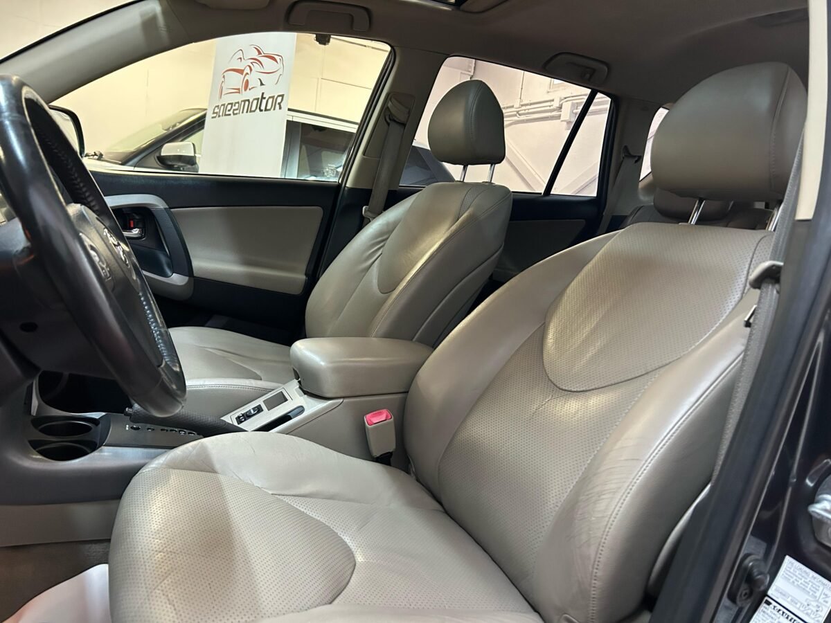 TOYOTA 2.0EXECUTIVE