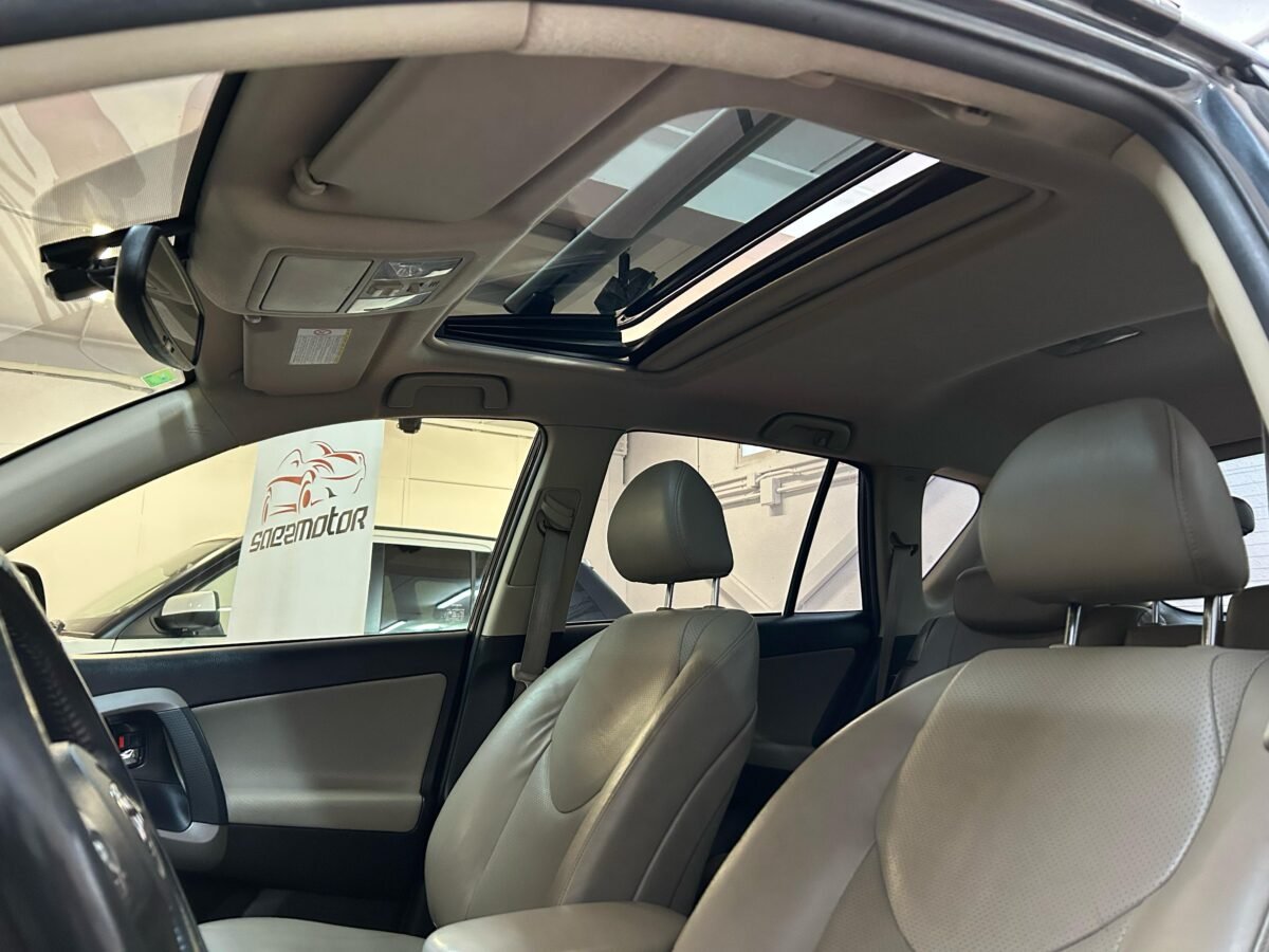 TOYOTA 2.0EXECUTIVE
