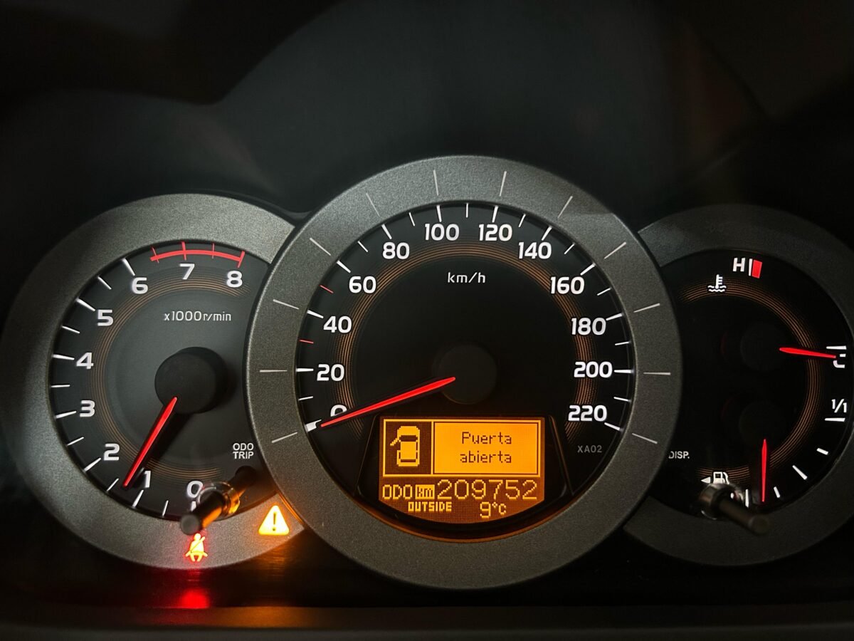 TOYOTA 2.0EXECUTIVE
