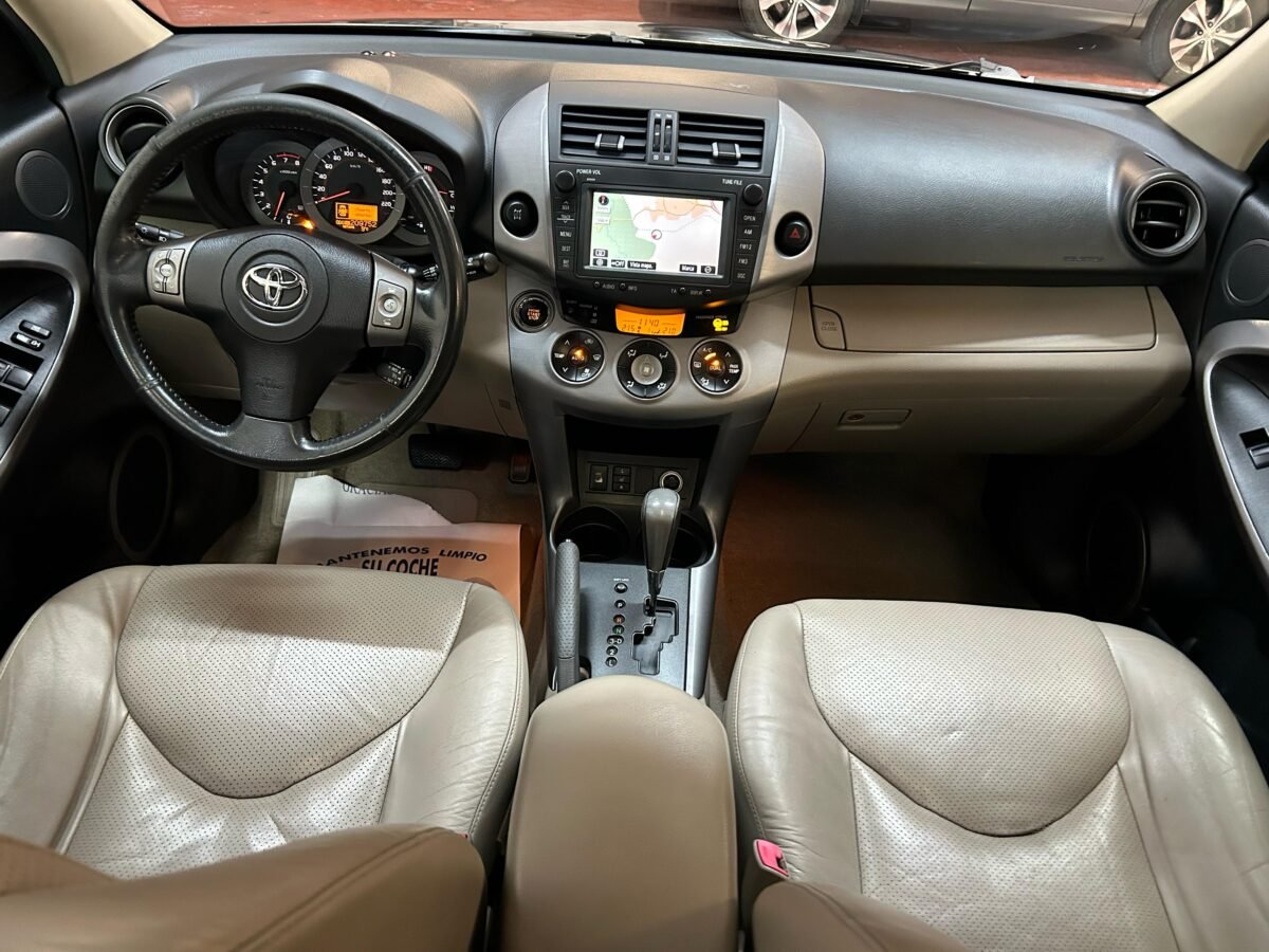 TOYOTA 2.0EXECUTIVE