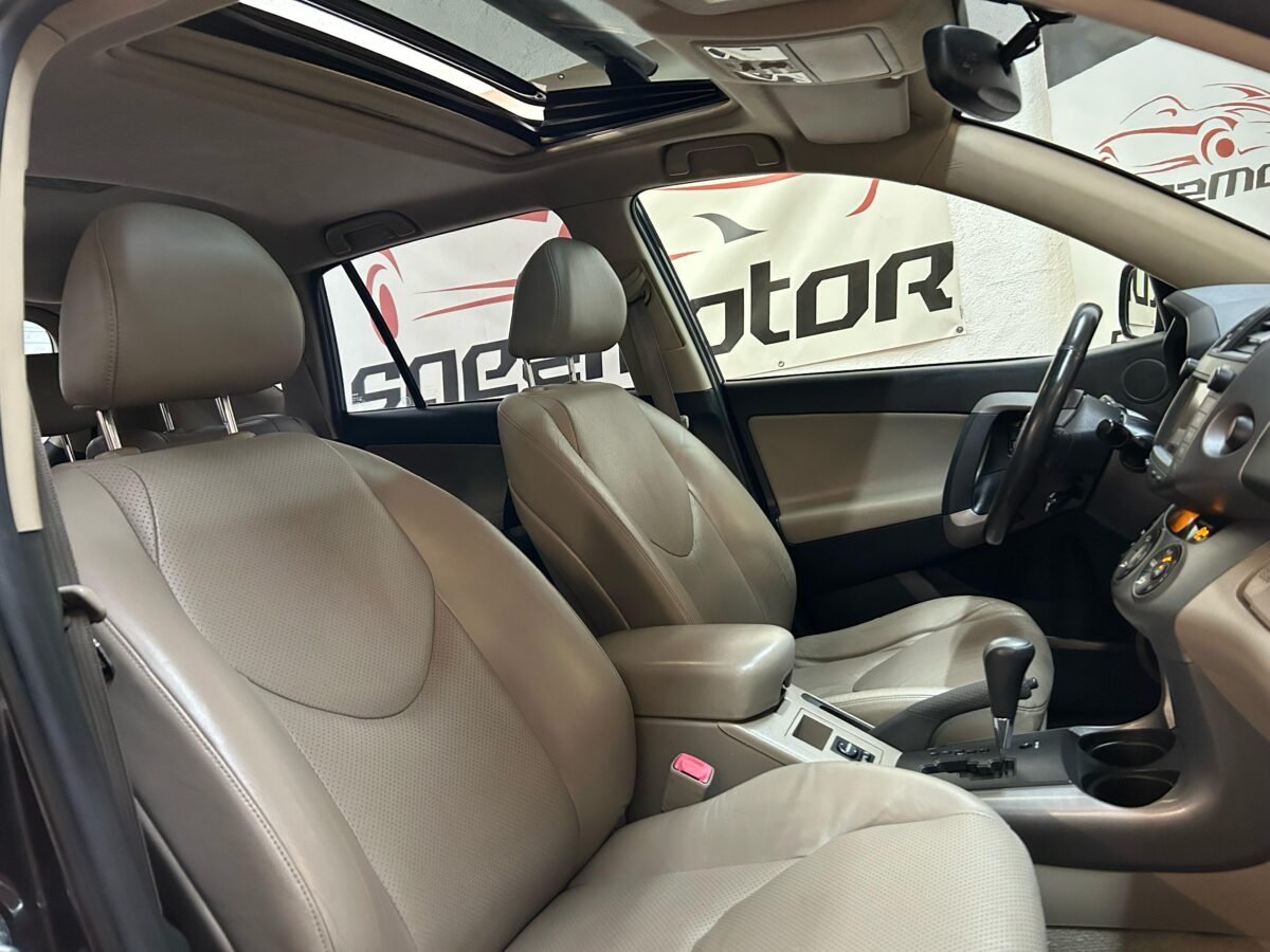 TOYOTA 2.0EXECUTIVE