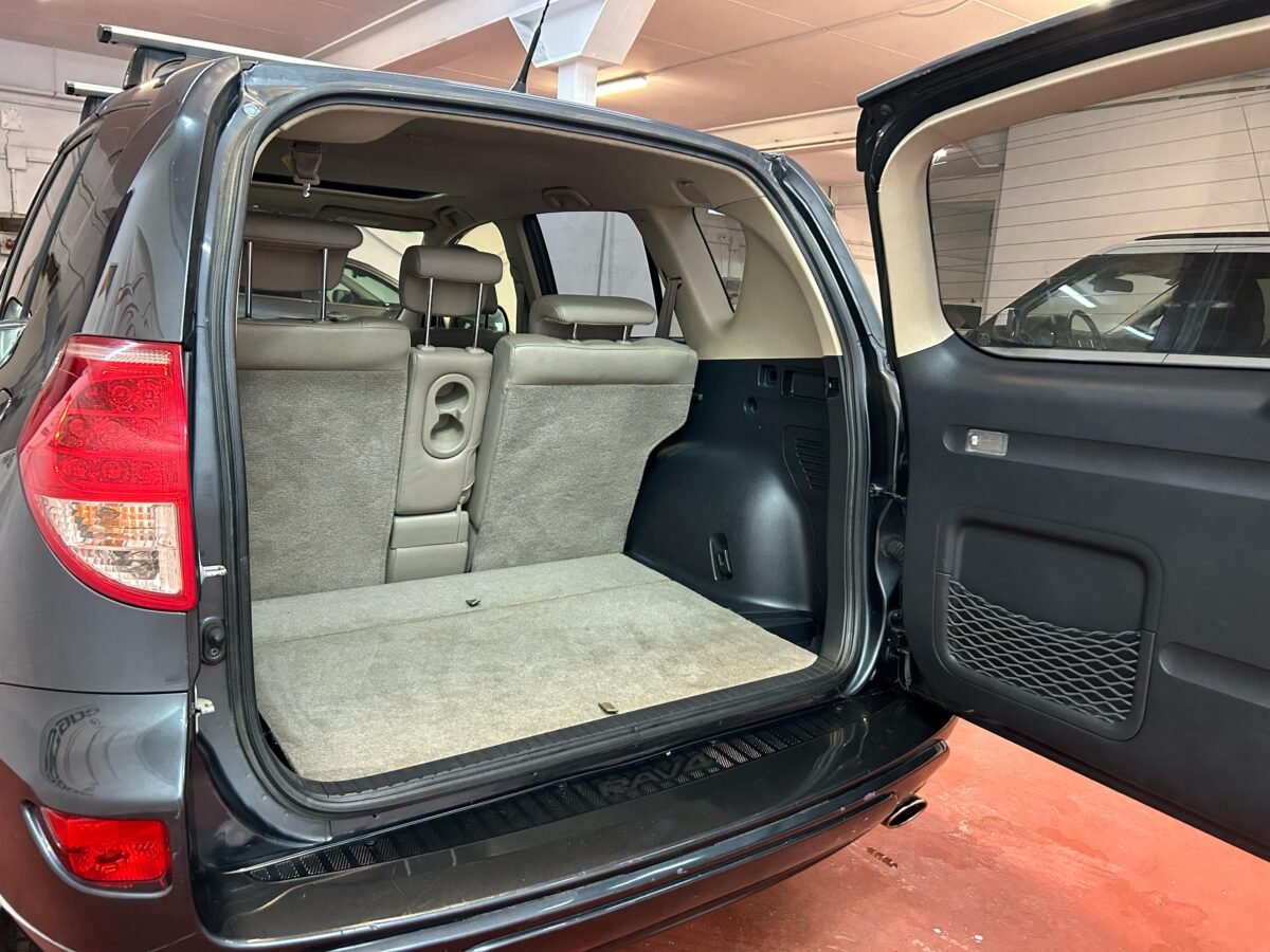 TOYOTA 2.0EXECUTIVE