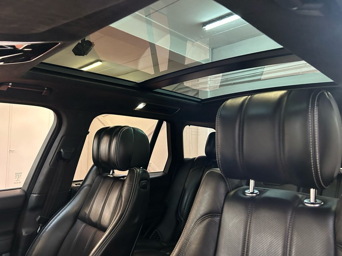 LAND-ROVER autobiography