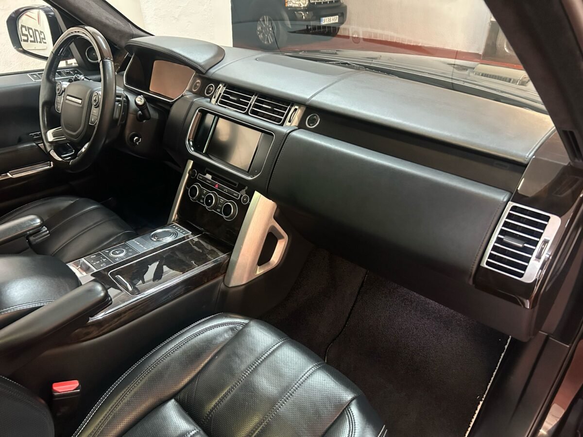 LAND-ROVER autobiography