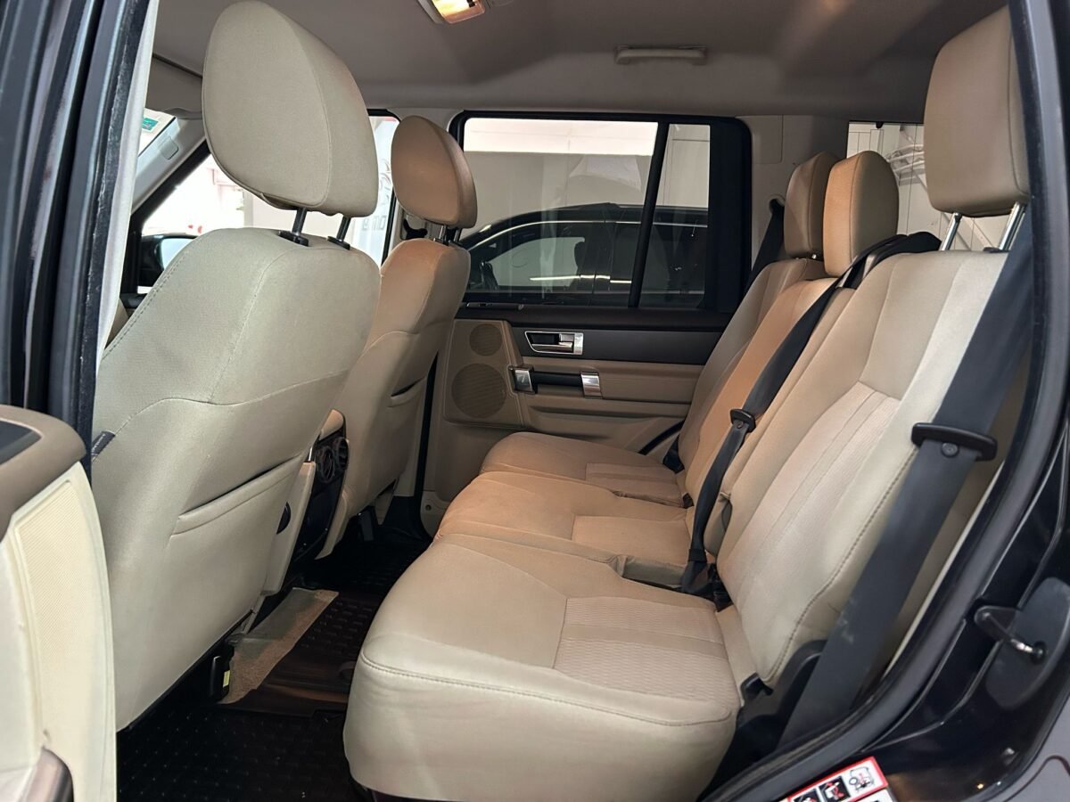 LAND-ROVER DISCOVERY 4 3.0TD V6 TDV6 S