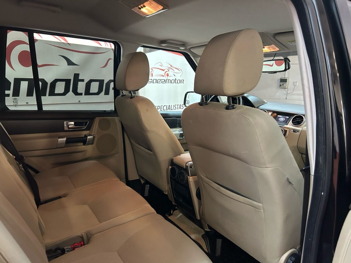 LAND-ROVER DISCOVERY 4 3.0TD V6 TDV6 S