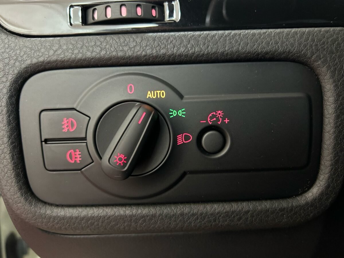 VOLKSWAGEN Touareg 3.0 V6 TDI 245 Tip Premium Bmotion Tech