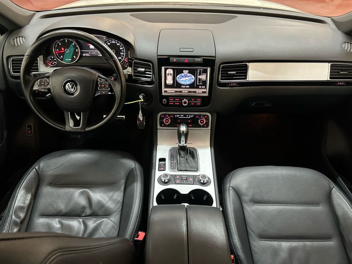 VOLKSWAGEN Touareg 3.0 V6 TDI 245 Tip Premium Bmotion Tech