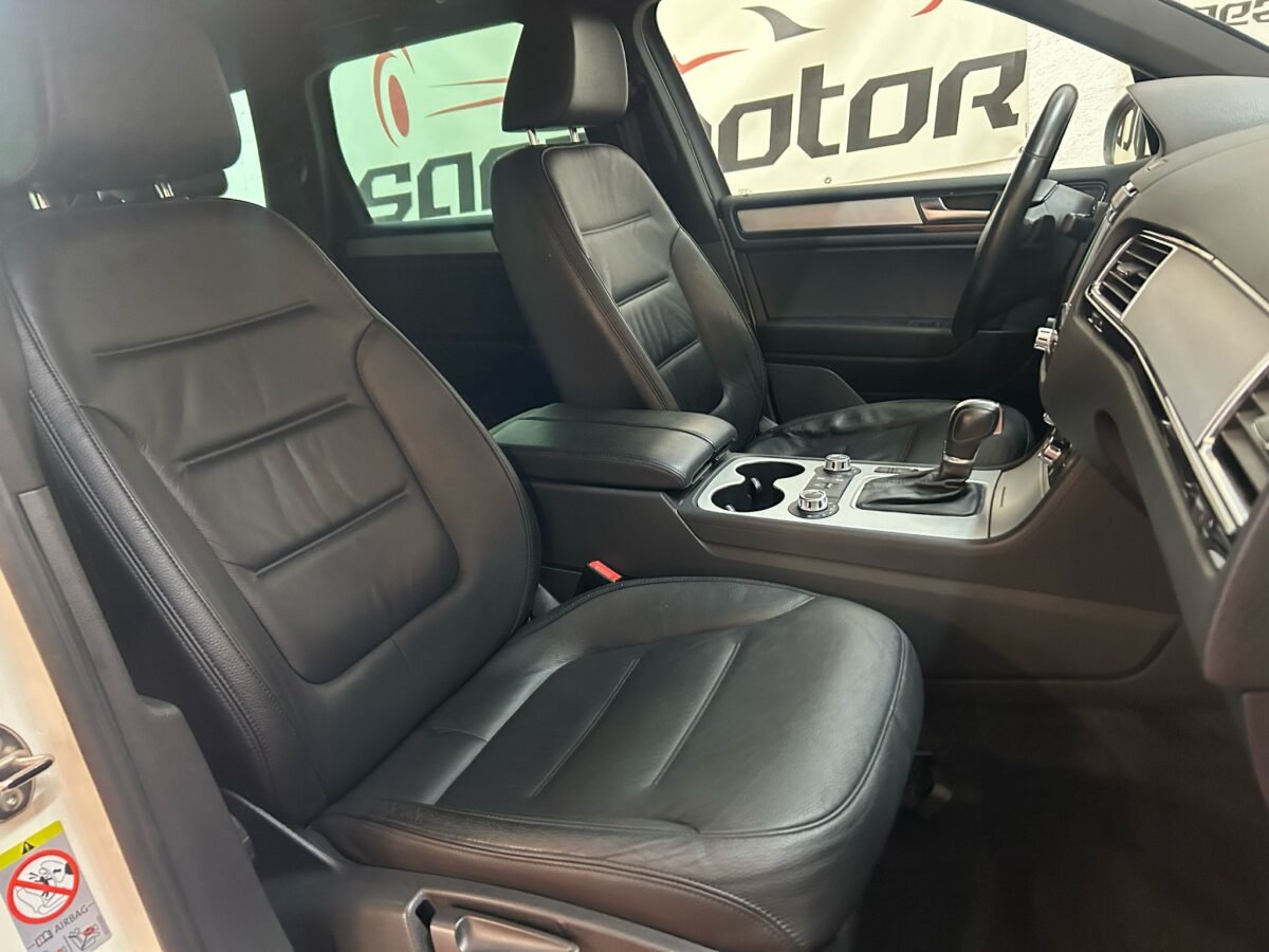 VOLKSWAGEN Touareg 3.0 V6 TDI 245 Tip Premium Bmotion Tech