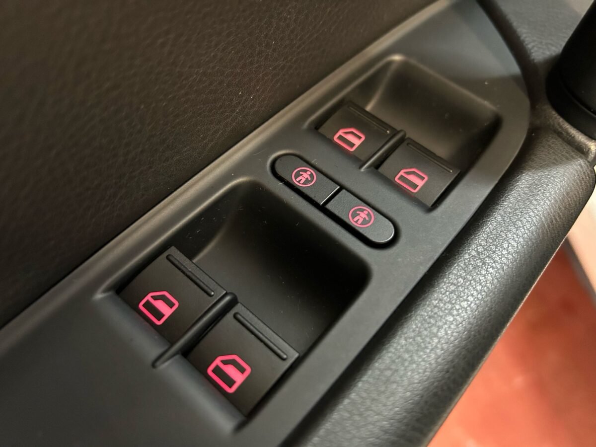 VOLKSWAGEN Touareg 3.0 V6 TDI 245 Tip Premium Bmotion Tech